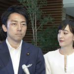 進次郎氏と滝川クリステルさん２ショットで首相官邸へ「結婚」報告