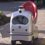 時速6キロで走行　新型“ロボカー”